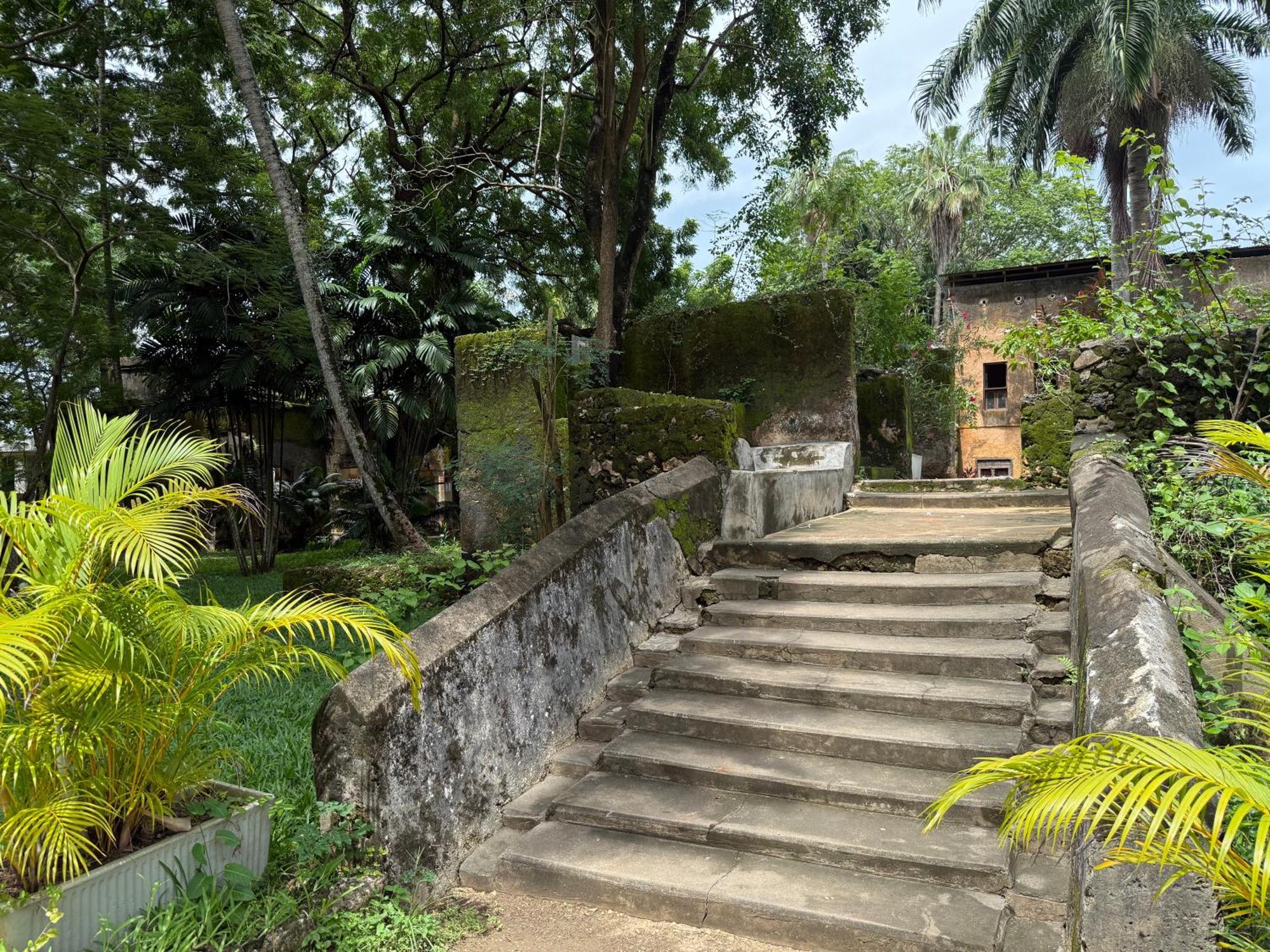 Mbweni Ruins & Gardens Previously Jungle Paradise ザンジバルシティ エクステリア 写真
